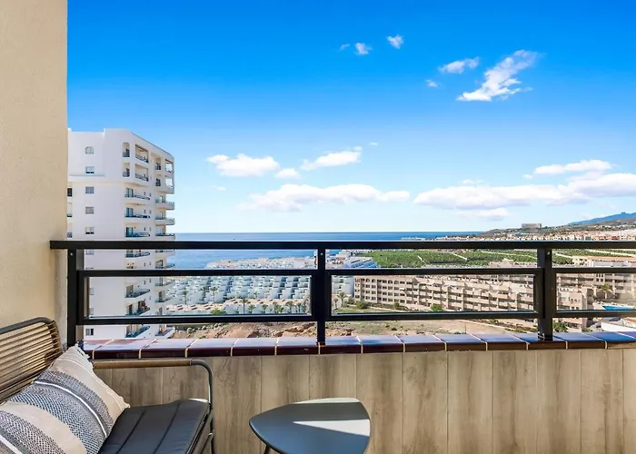 Апартаменти Atlantic Smart Home, Hi-end Services, Media Stream *