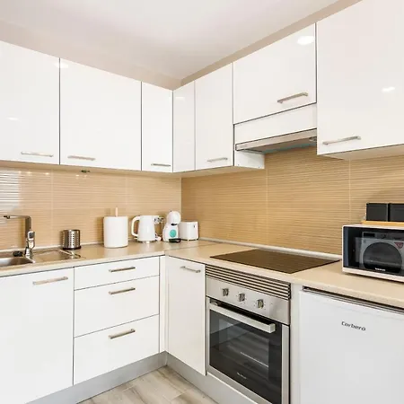 Apartman Atlantic Smart Home, Hi-end Services, Media Stream Costa Adeje (Tenerife)